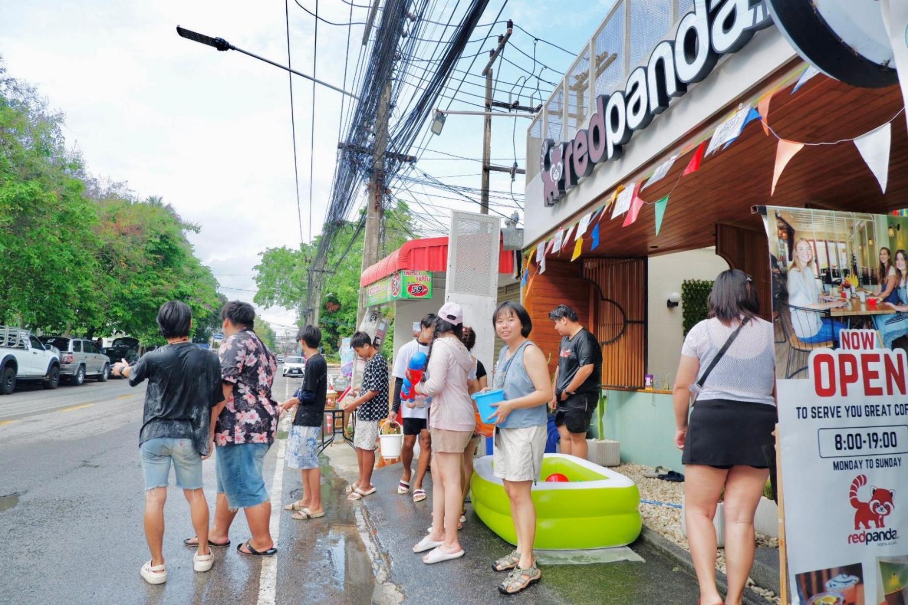 Redpanda & Cafe Auberge de jeunesse Chiang Mai